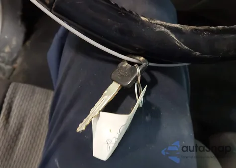 2004 Ford F-250 Lariat/Xl/Xlt from USA, damaged, VIN 1FTNW21P34EA58334